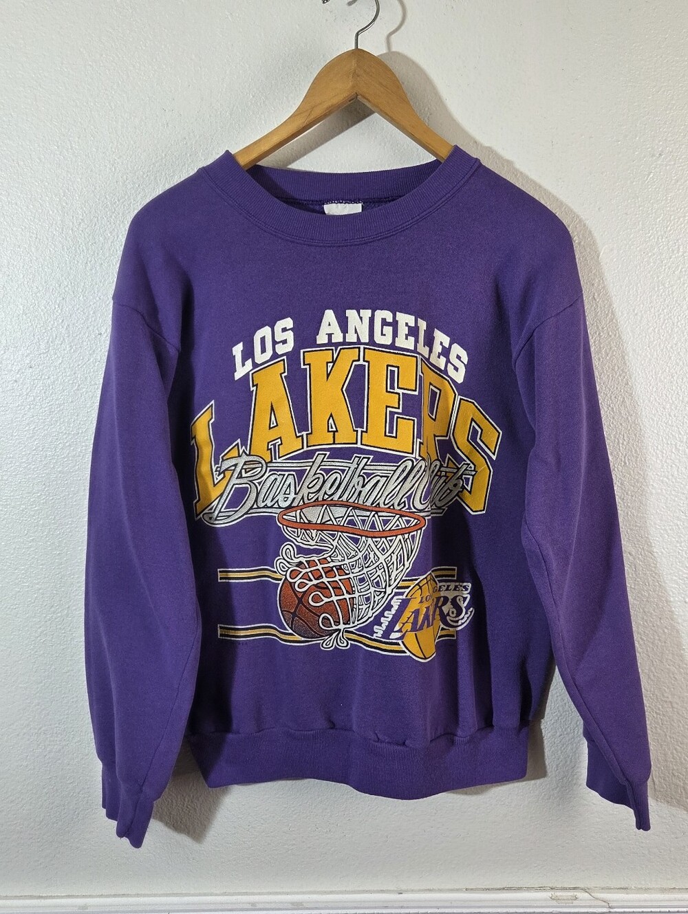 Vtg 80's Los Angeles Lakers Sweatshirt Mens Small Purple NBA Basketball Crewneck